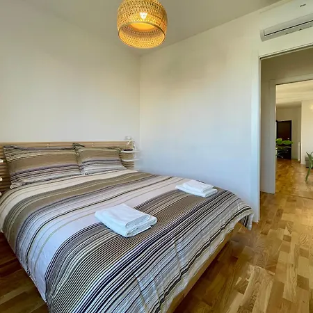 Metro Marconi - Quarter Appartement *